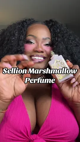 This perfume is just sooo yummy  #TikTokMadeMeBuylt #PerfumeTok #lattafa #GirlyFragrance #MarshmallowPerfume