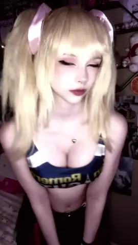 #JULIETSTARLING : ̗̀➛ Give it to me baby! #cosplay #julietstarlingcosplay #lolipopchainsaw #lolipopchainsawcosplay @adxre.cos @Frosty ❄️ @skibidinnoitra 