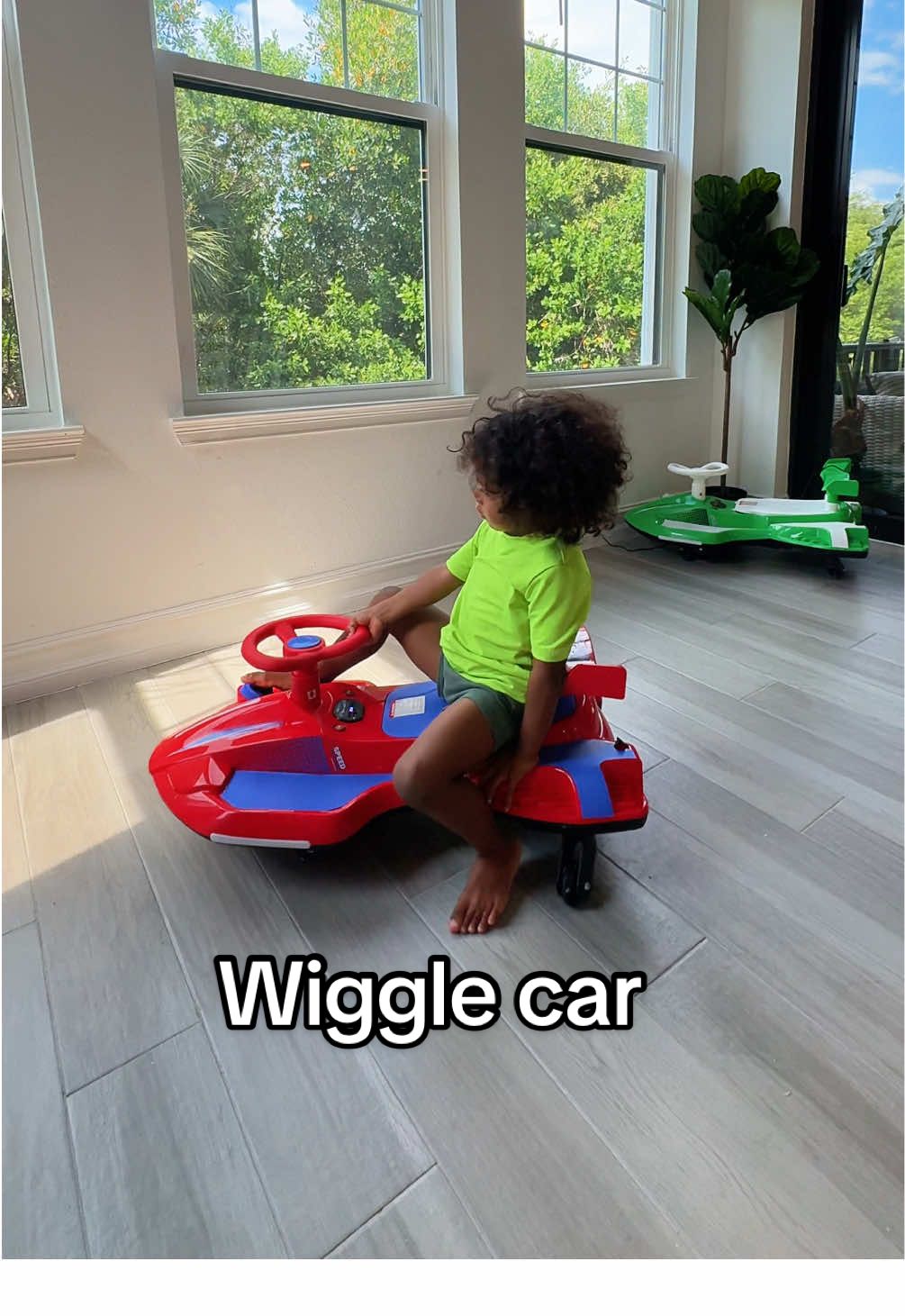 #wigglecar #christmasgiftideas #rideoncar #indoorfun #wigglecars this wiggle car is so fun and it drifts ! 