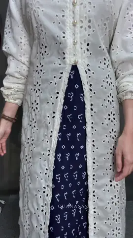 Suka white bordir and navy 😍✨  #outfitideas #lewatberandafyp #outfitcheck #katbol 