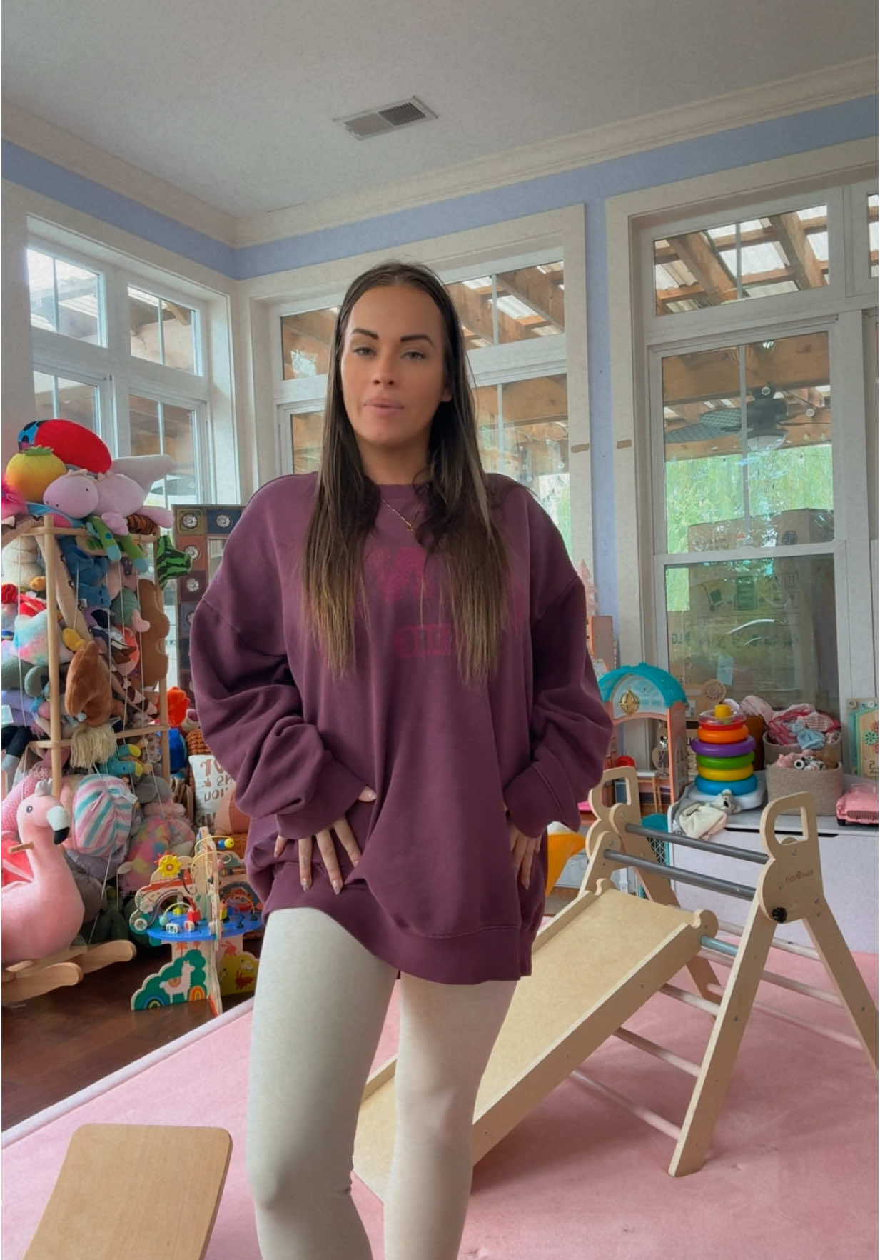 SWEATA WEATHA!! #tiktokshopcreatorpicks #tiktokshopsummerturnup #tiktokshop #TikTokShopFashion #leggings #fallfashion #tiktokshopmusthaves #comfyclothes 