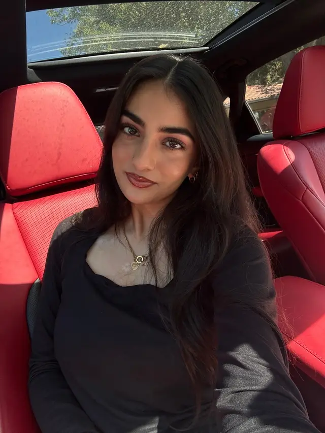 I’ve acquired more car selfies