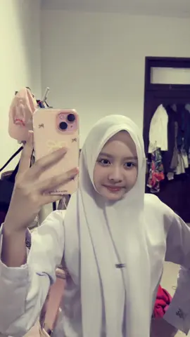 hiraukan mata panda yh🙏🏻