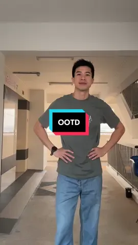 Running shoes with jeans, why not? Anyway, it’s mainly due to injury reason soooooo… @ASICS Novablast 5 ATC design ✌🏼