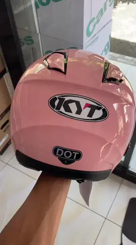 KYT Kyoto Light Peach / Pink Original hadir di Lukaku Helm kak, dengan harga 360k saja bisa mendapatkan helm kyt kyoto kak. Maps aja Lukaku Helm, atau bisa chat wawa OB15755B5754 #kytkyoto  #sukoharjo #surakarta #wonogiri #klaten 