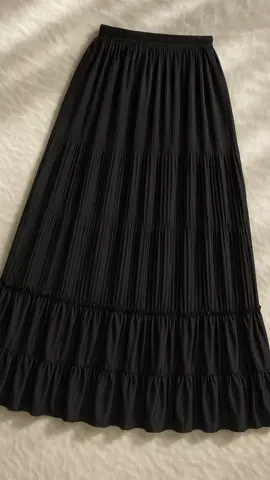 Buruan checkout di keranjang kuning🫵🔥 #rok #rokplisket #roksusun #koreanstyle 