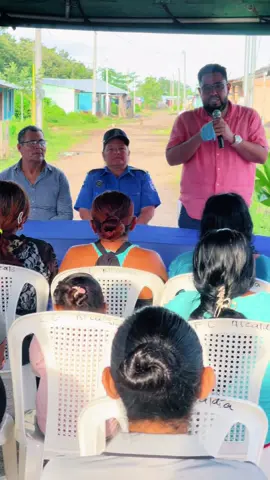 Las Autoridades de la Alcaldia de El Rama realiza la entrega del proyecto de electrificación de viviendas en el barrio Bismarck Martinez en Puerto la Esperanza, sin duda esto viene a garantizar una energia de mejor calidad, gracias al esfuerzo constante para seguir llevando proyectos que beneficien a nuestras familias de todo el Municipio.