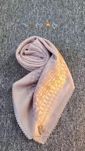 Rugi kalau gak beli lagi motif selalu terbaru tidak bakal pasaran beli 1paket dapat 5hijab butik❤️‍🔥 #voalmotif #hijabmotif #hijabmotifpremium #voalmotifpremium 