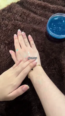 Guys inget ini 10% alpa arbutin jngn heran klo hasilnya LEBIH CEPET 😭😭@Reisha Novandita #noerabeautycare #hbbangsawannoera #bodycareproducts #whitening #hbdosting 