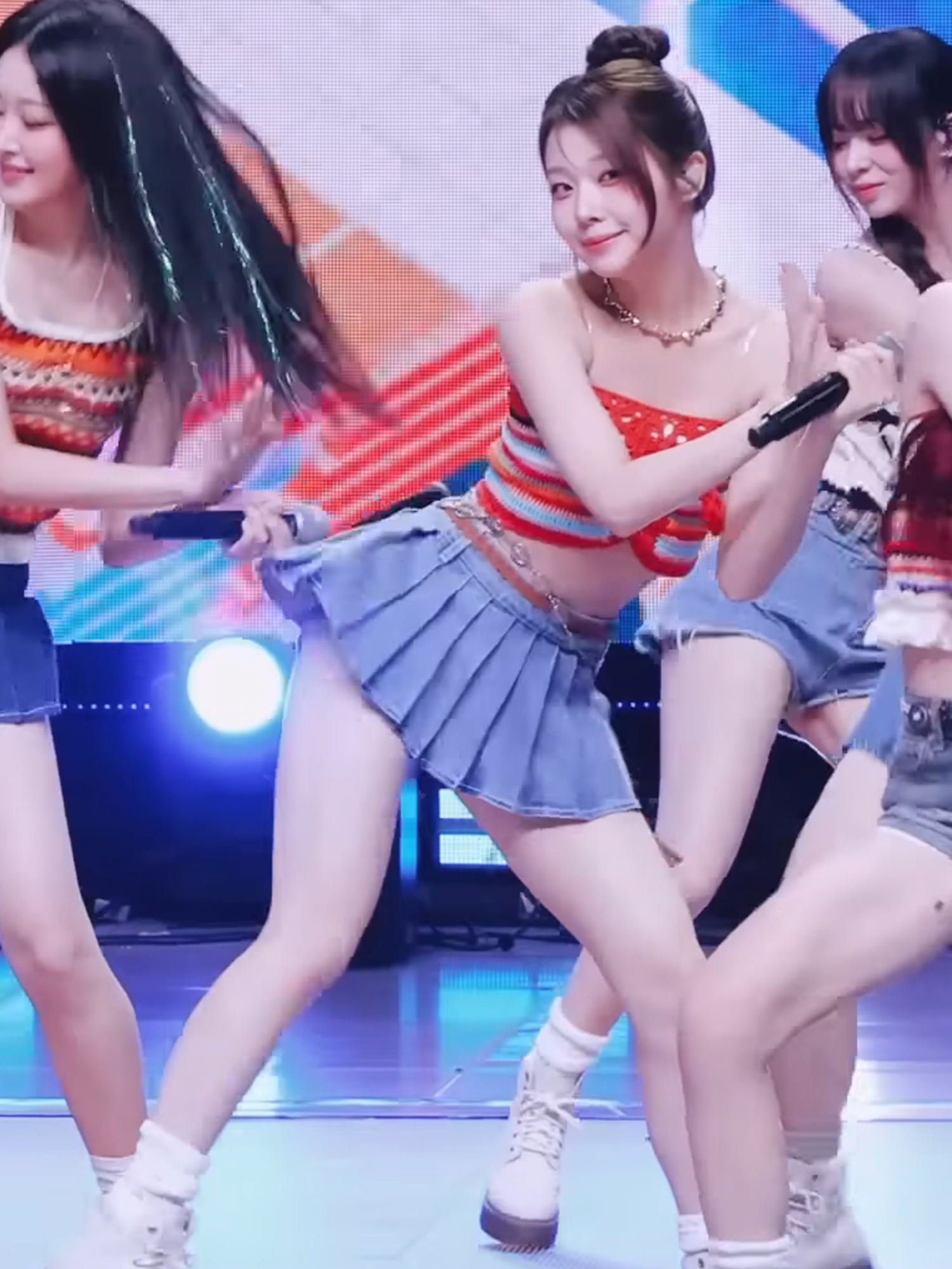 SAY MY NAME's Dohee performing 