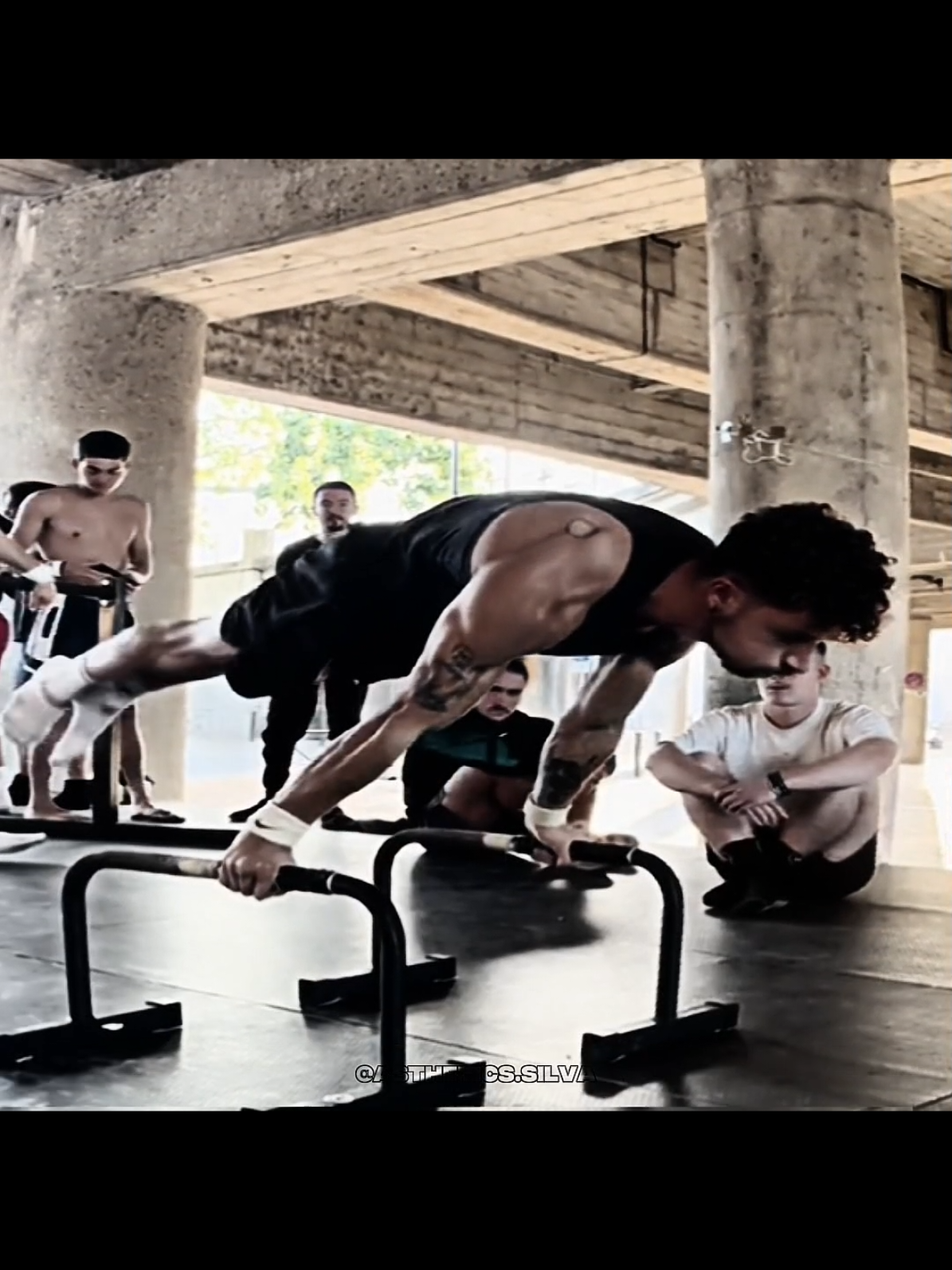 #motivacao #calistenia #calisthenics #calisthenicsreaction #asthetics 