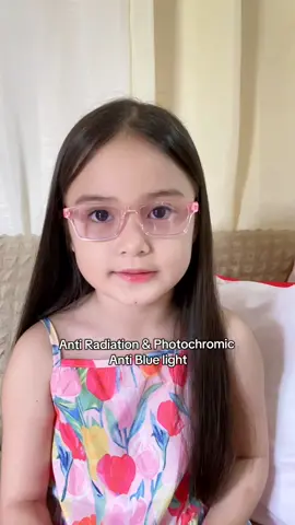 Anti Radiation & Photochromic Anti Blue Light Eyeglasses for kids #kidseyeglasses #antiradiationeyeglass #photochromicantiradeyeglass #eyeglassforkids #fyp 