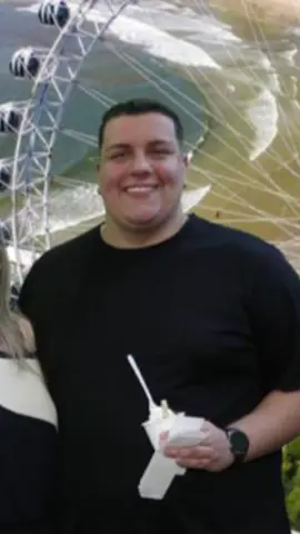 Pega esse glow up aí!  #emagrecimento #antesedepois #motivacao #GymTok #superacao 