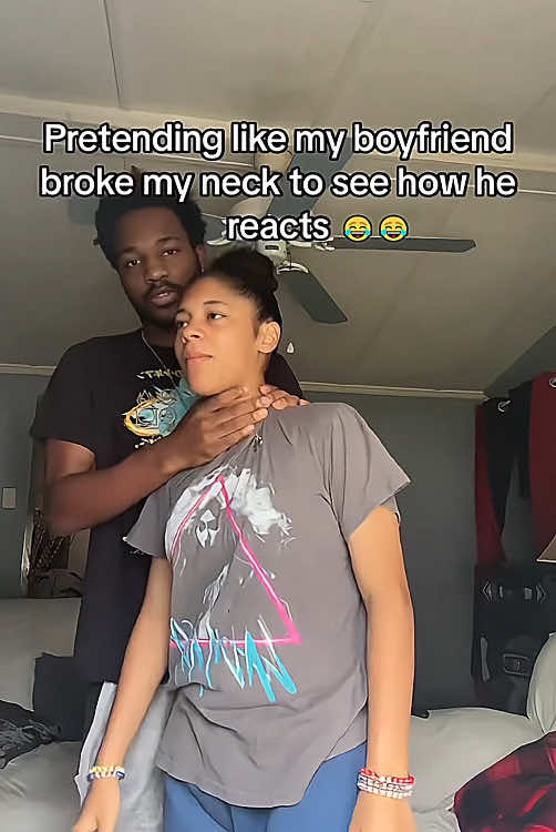 The broken neck prank 😱#funny #usa #funnyvideos #laugh #joyful #interesting #Love #tiktok #fyp 