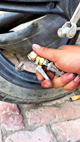 Đầu kẹp van bơm hơi lốp xe nhanh #xuhuong #dodungtienich 