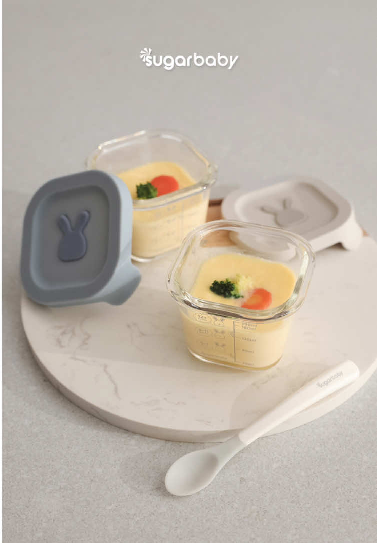 Emang aman kalo kena suhu panas? Amannn dong! 💯 tinggal buka steam vent yang ada ditutup silicone nya ini agar bisa mengeluarkan uap panas dari dalam jar saat sedang mengukus atau menghangatkan MPASI.  ✅ Freezer safe  ✅ Microwave & steamer safe ✅ Dishwasher & sterilization safe  #PackStoreServe #KontainerMPASISerbaGuna #kontainermpasi #containermpasikaca #kontainertahanpanas