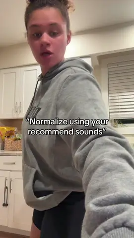 Too bored making dinner😭 #sahm #fyp #viralvideo #support #fypシ゚viral 