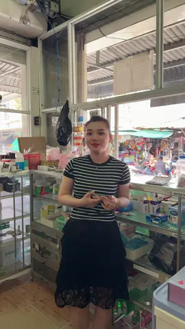 Giỏ hàng dưới góc trái màn hình ạ