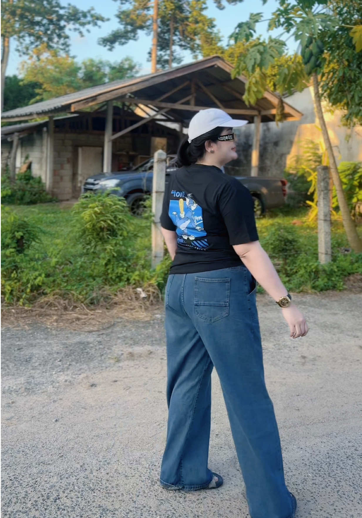 😎☺️#พิกัดกางเกง 👉🏻(@มุกดา คนเท่ๆ)👈🏻#มุกดา #มุกดารีวิว #ยีนส์สาวอวบ #เสื้อยืด 