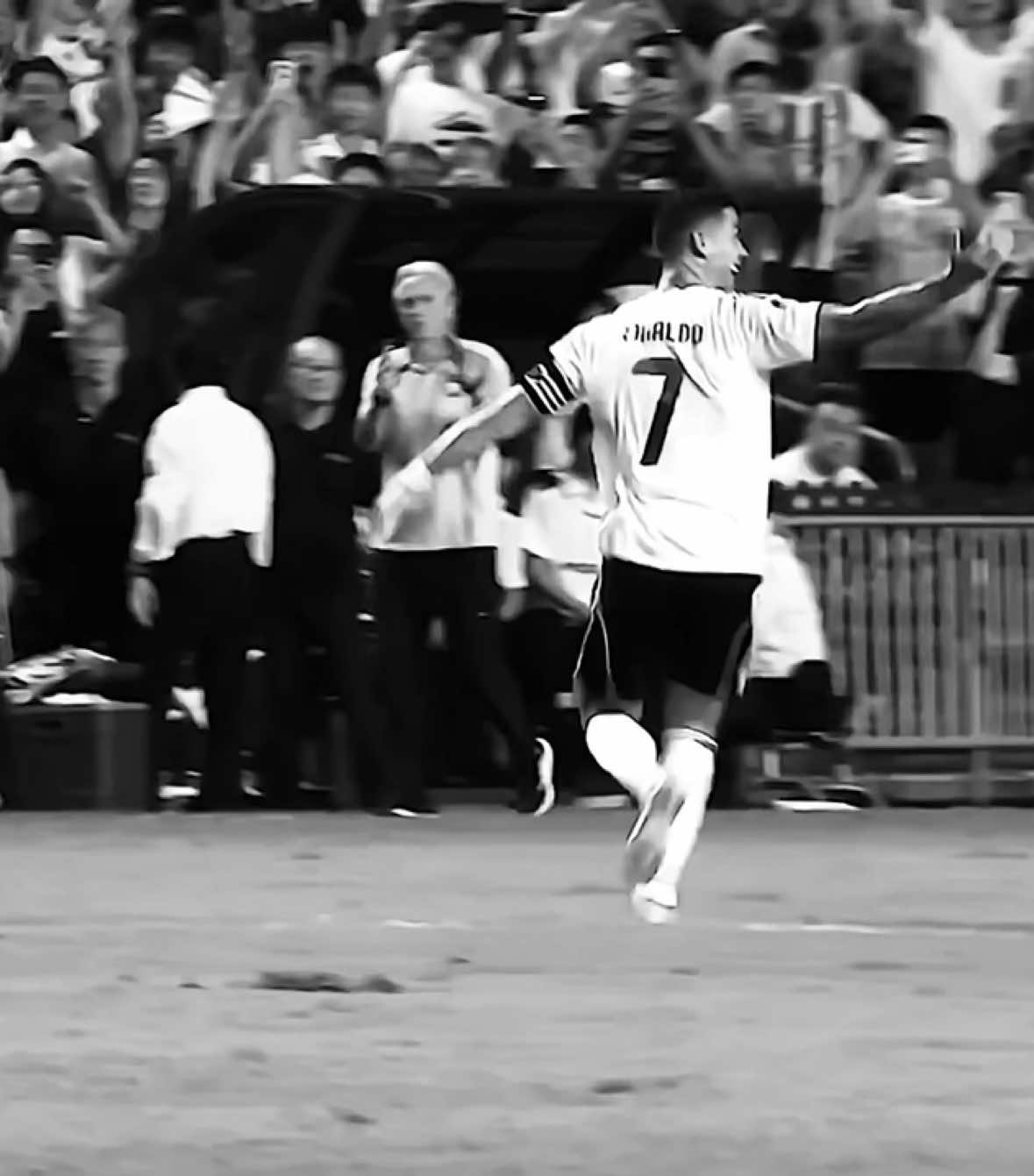 طرق الدون بالتعبير والله غير  #cristianoronaldo #ronaldo #alnassr 