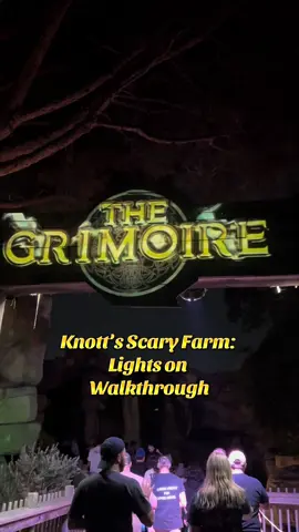 All the details you miss walking through a Hallloween maze @Knott’s Scary Farm #knotts #knottsscaryfarm #knottsberryfarm 