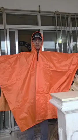 Poncho raincoat #poncho #ponchoraincoat #motorcycle #motorcycleraincoat 