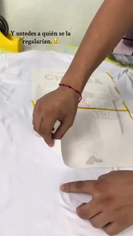 El chambaeador favorito de todos.😼  Si eres de Lima y te gustan nuestros diseños no lo pienses más y escribenos a través de nuestros Whatssap +504 8887-4015 y también nos encuentras en nuestras redes como: https://www.facebook.com/share/1Ch81Wcprs/ y https://www.instagram.com/arteysublimacionshaddai?igsh=MWhkeDBwOWFsa3VyaA==  #jujutsukaisen #toji #hn #paratiiiiiiiiiiiiiiiiiiiiiiiiiiiiiii #Anime 