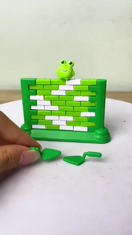 Đồ chơi đập tường thú vị cho bé yêu #dochoi #dochoichobe #phabangchimcanhcut #dochoitritue #dochoidaptuong 