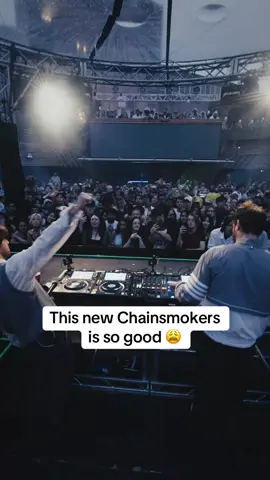 They really blessed us back to back #thechainsmokers #djs #edm #djset #rave 