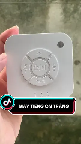 +1 công cụ hỗ trợ bé vào giấc nhanh gọn lẹ :))))  #maytiengontrang #tiengontrang #giupbengungon #momlife #mevabe 