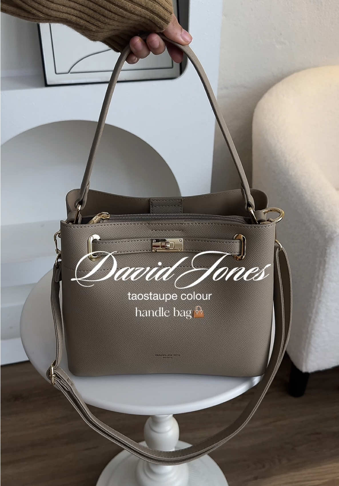 Women handbag 👜 #womenhandbag #davidjonesbag #handbag 