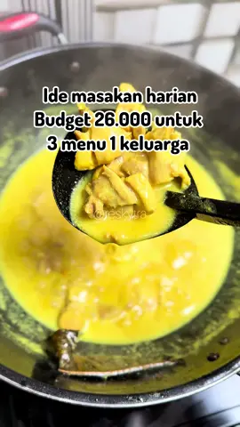 📌save dulu ide menu besok📌  Gulai ayam kids friendly  - ayam fillet 250gr - 7 siung bawang merah  - 4 siung bawang putih - 5cm jahe  - 7cm kunyit  - 3 kemiri  - 1 serai  - 2 daun salam - 1 sachet santan  - Garam & gula  Tumis labu siam  - labu siam  - 3 bawang putih  - 3 bawang merah  - Garam & gula  - Kaldu bubuk  - Air sedikit  Tahu goreng  - Tahu Marinasi 30 menit kemudian goreng  Rincian belanja  - ayam fillet 250gr ( 9rb )  - Santan instan ( 5rb ) - 2 bawang (5rb ) masih sisa kepakai anggap aja (3rb )  - Kunyit & jahe (1rb ) - Serai daun salam sisa dikulkas  - Labu siam (3rb )  - Tahu (5rb) Total pengeluaran masak 26.000 Gas budget terpisah ada sendiri tiap bulan Garam,gula kaldu bubuk dan minyak  ikut budget belanja bulanan  #masakhemat #menuhemat #idemasakharian #resepmasakan #resepmudah 