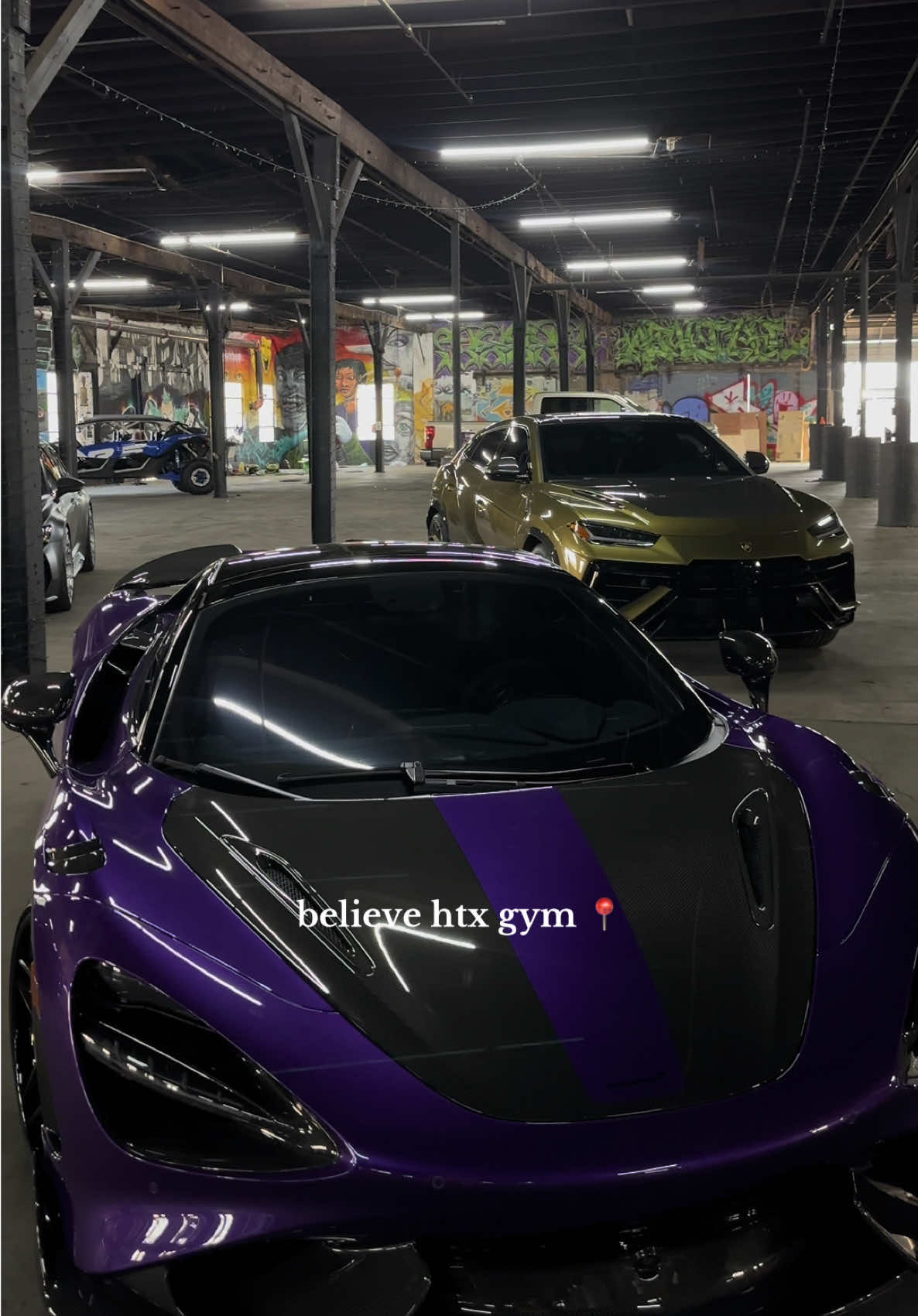 the best warehouse gym in Houston hands down ! more amenities coming 🔥🔜 @Believe HTX Gym #GymTok #houstontexas #houston #gymsinhouston #gymvlog #houstoninfluencer #gymvibes #believehtxgym #believehtx #HoustonGym #warehousegymhouston #htx #GymLife #gymgirlies #fitnesstiktok #paratiiiiiiiiiiiiiiiiiiiiiiiiiiiiiii #paratii #foryoupage #fypシ゚viral #fypage #trending #trendingvideo #CapCut #gymbro #latinacontentcreator 