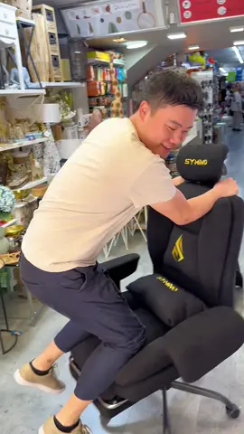 🎮✨ Sillón gamer oficina ergonómica  ✔️ Respaldo reclinable hasta 150° ✔️ Cojín lumbar y reposacabezas incluidos ✔️ Material transpirable y espuma de alta densidad ✔️ Diseño pro para largas horas de juego o estudio 🔥 ¡Convierte tu setup en nivel PRO con esta silla gamer! ##silladeruedas##sillagamer ##sillaoficina