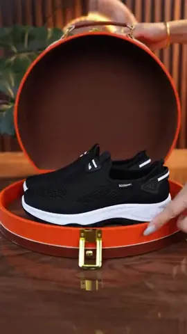 Ang mura pero super nagustuhan ko yung quality! Panalo ang mga shoes na to #shoes #mensshoes #rubbershoes #sapatos 