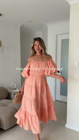 Prepare to tell everyone you got it on sale ✨🛍️ Final hours of 40% off summer dresses - don’t miss out!