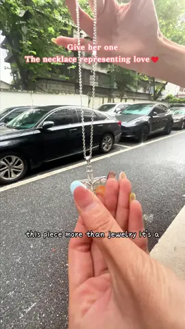 #jesuslovesyou #necklace #jesus #jewelry #fashionaccessories 