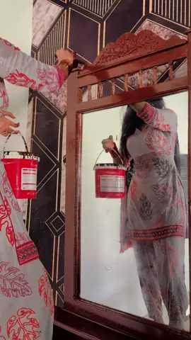 Larkiyon khud mehnat karna sikho 😉#dot #fouryou 