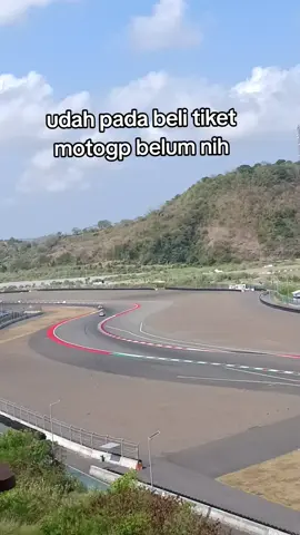 sirkuit mandalika menunggu para pecinta motogp #motogpindonesia #motogp2025 #lombokmaju #wonderfulindonesia 