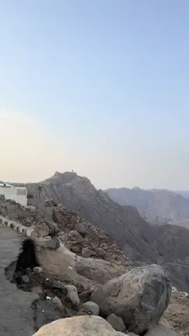 #صباحكم_أحلى_صباح🌹🌹 #الطائف_الآن #الهدا#مطل_الهدا #سحابه #الصيف #اكسبلورexplore #تصويري #fyp #2025 #الجو #الطايف_الان_اكسبلور 