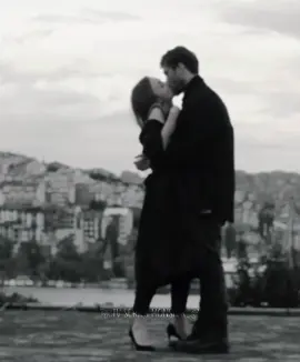 But he came to her, not to anyone else. #cukur #efym #efsunyamaç #efsunkoçovalı #yamackocovali #edit #чукур #яма#эфям #эфсунямач #Love #эфсункочовалы #ямачкочовалы 