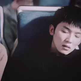 #RANGRANG : : our man🫶 #fyeszee #wheniflytowardsyou #fyp #当我飞奔向你 #zhouyiran #foryoupage #wifty #zybca 