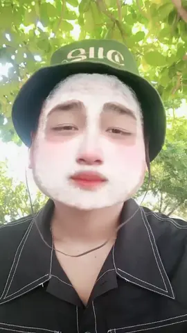 ဘယ်သူယူမလဲ အာဘွာ🤭#foryou #viweကျနေတယိ #ခြင်သမားလေးပါ #fypviwe 