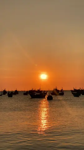 “Lời ca ngày xưa nay đã khác xa nhiều..” #bien #muine #phanthiet #muinephanthiet #hoanghon 