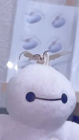 ベイマックスお兄ちゃんにギュー！！ #カイコ #昆虫 #虫 #むし #silkmoth 