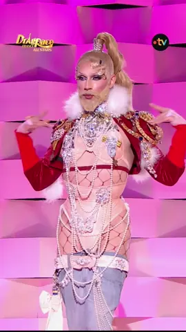 La catégorie est : Vive la Reine 👑 #DragRaceFrance All Stars, nouvel épisode déjà disponible sur france.tv  #Onregardequoi 