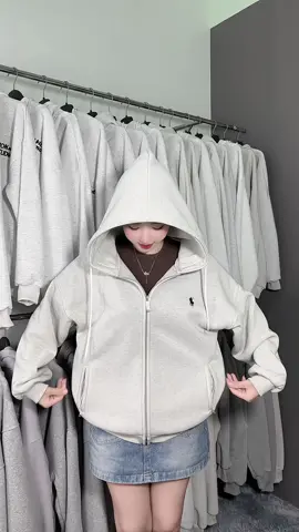 Hoodie thêu ngựa🥰 #aokhoac #aohoodie #hoodie #hoodiezip #fyp 