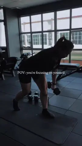 Welcome to Wolfit Studio We offer:-  -1 on 1 Personal Training  -1 on 1 Reformer Pilates  -Fat Loss Program  -Nutrition Guidance designed for your goals Train in a private, fully-equipped studio with expert guidance and see real results. DM us now.. #creatorsearchinsights #segamat #wolfitstudio #Fitness #personaltraining 