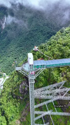 Mùa săn mây 📍Cầu Kính Rồng Mây - Tam Đường - Lai Châu  #caukinhrongmay #tamduong #laichau #deooquyho #sapa 