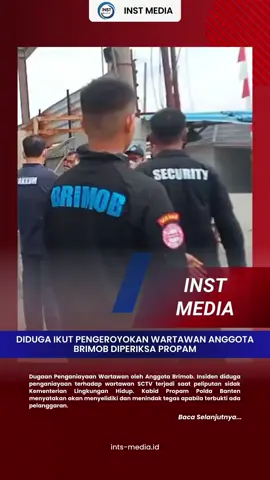 Dugaan Penganiayaan Wartawan oleh Anggota Brimob Insiden diduga penganiayaan terhadap wartawan SCTV terjadi saat peliputan sidak Kementerian Lingkungan Hidup. Kabid Propam Polda Banten menyatakan akan menyelidiki dan menindak tegas apabila terbukti ada pelanggaran. #BeritaTerkini #Polisi #Brimob #Wartawan #Propam 